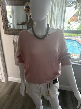 Womens Top Sz PS  See Through Quarter Sleeves